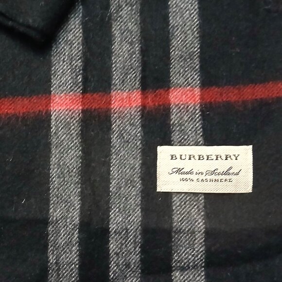 Burberry Ladies Vintage Black Red White Luxury Large Plaid Print Scarf Scarves - Picture 4 of 5